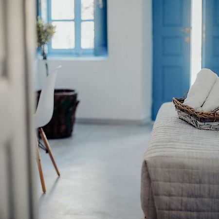 Pueblo Viejo Suites Kamari  Luaran gambar
